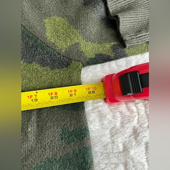 Cardigan - Picture 3 of 5